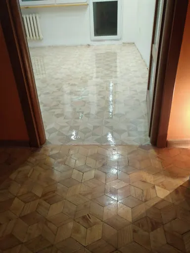 Kompleksowa renowacja podłóg drewnianych